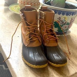 Bean Boots Size 8